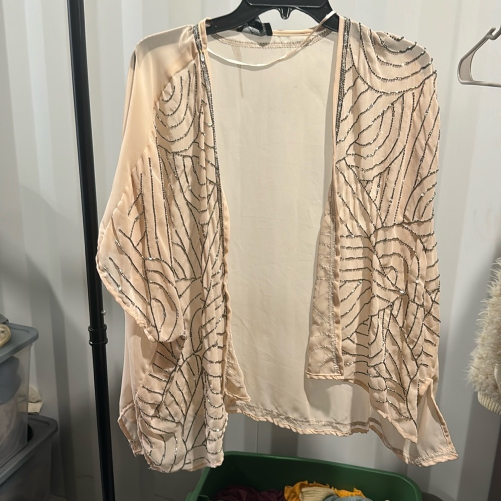 🤝New from Buckle lchiffon beaded kimono